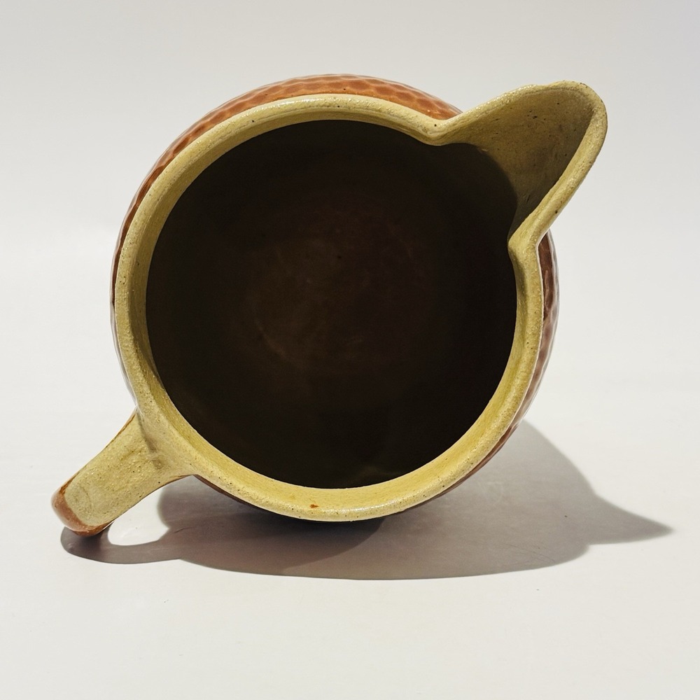 Vintage Watt‎ Pottery Stoneware Pitcher 7"  Tan & Burnt Orange Textured 1950's - Picture 7 of 13